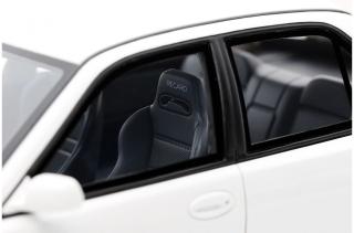 MITSUBISHI LANCER EVO III WHITE 1995 OttO mobile 1:18 Resinemodell (Türen, Motorhaube... nicht zu öffnen!)